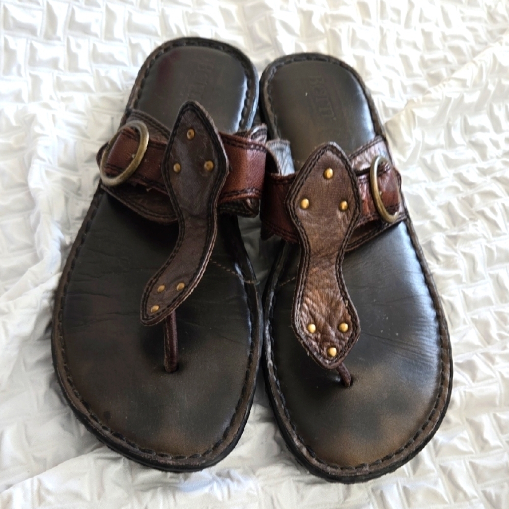 Born Brown Leather Studded Thong Sandals With Buckle Comfort Shoes Summer Shoes